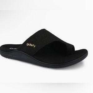 Women's GDEFY by Gravity Defyer Etztal Black Slide Sandal Sz 10 New